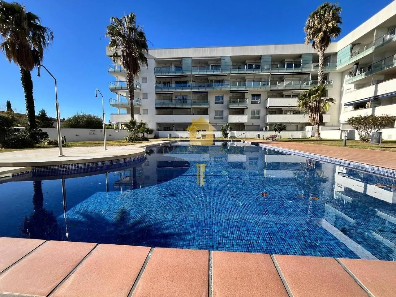 Apartamento Con Piscina En Roses 0*,