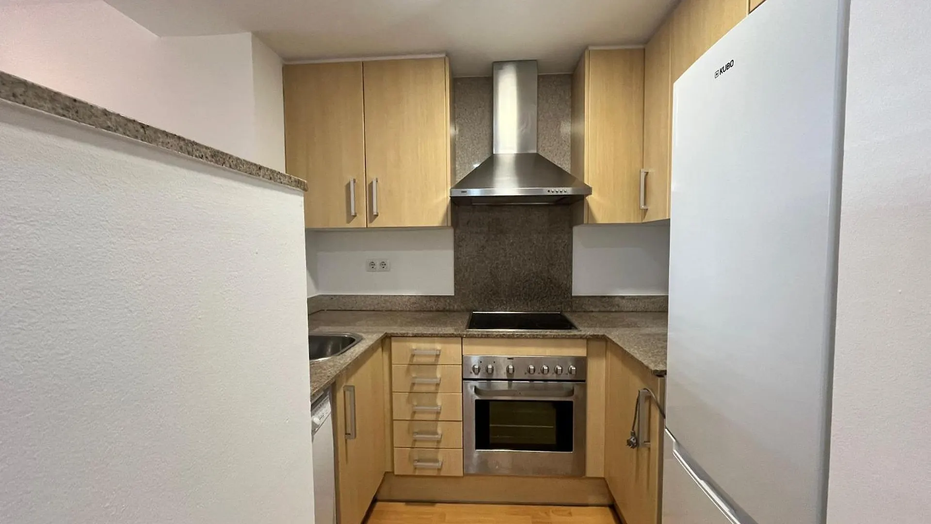 Apartamento Con Piscina En Roses
