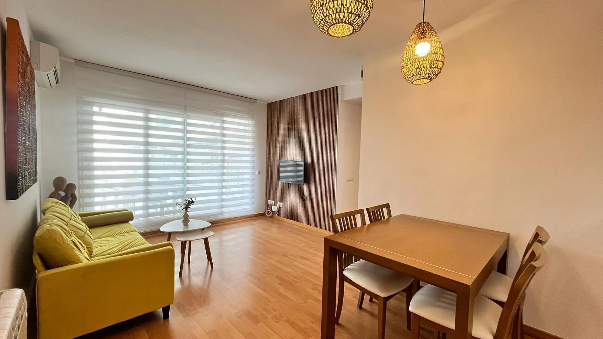 Apartamento Con Piscina En Roses