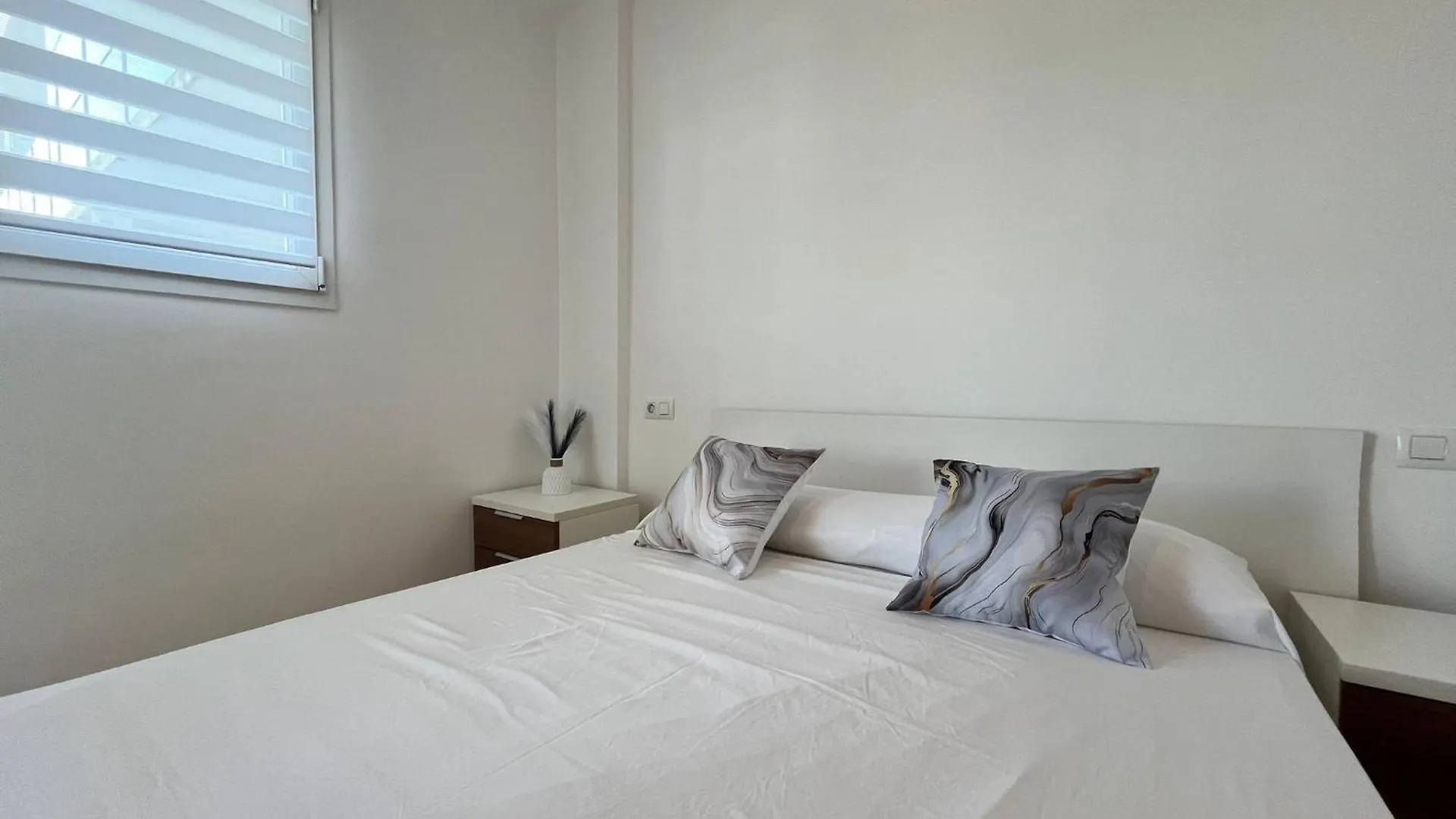 Apartamento Con Piscina En Roses 0*,
