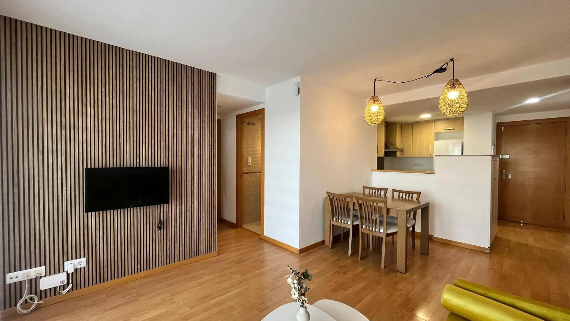 Apartamento Con Piscina En Roses 0*,