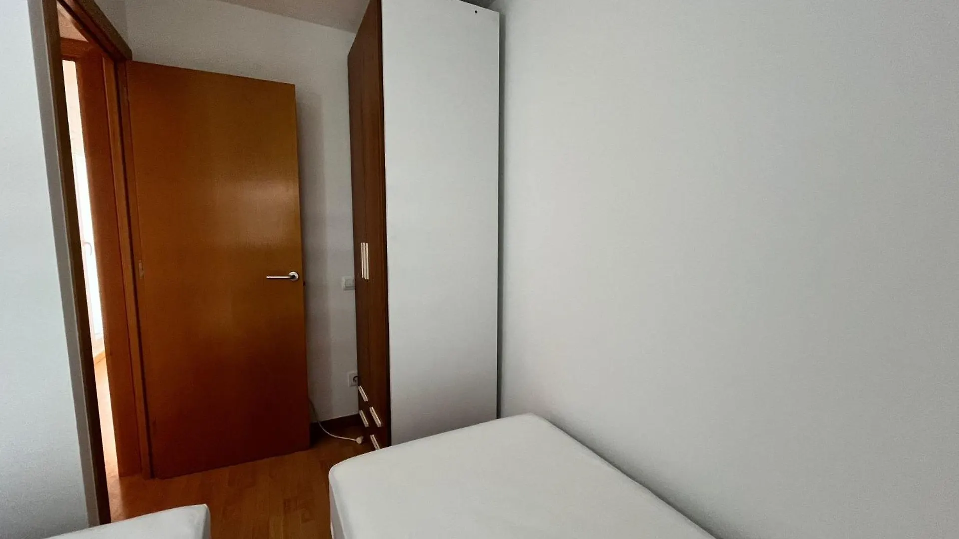 Apartamento Con Piscina En Roses